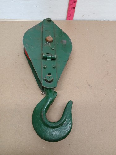 Vintage heavy duty - cable, winch